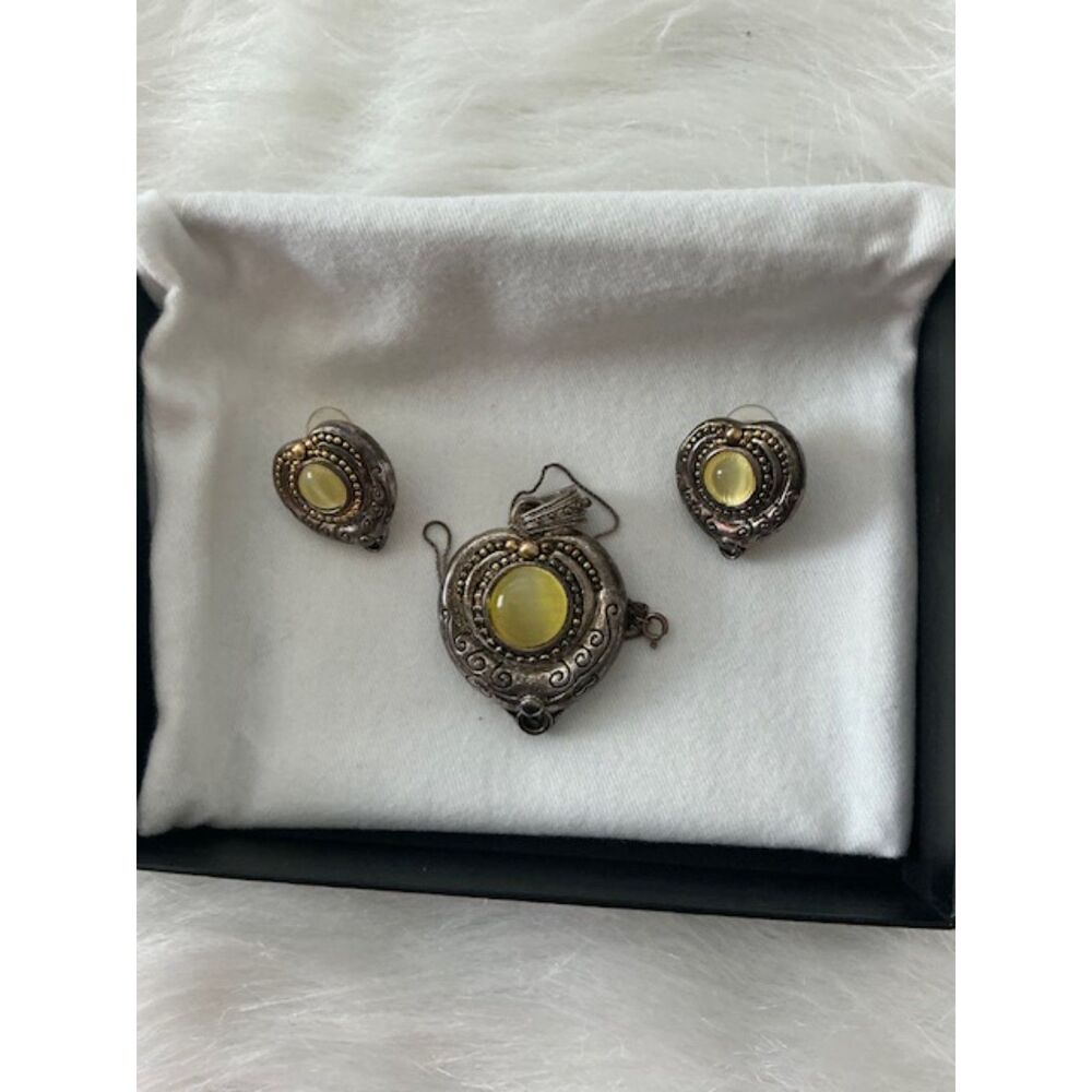 Vintage Women's Filigree Silver Plated Yellow Gemstone Necklace & Earrings